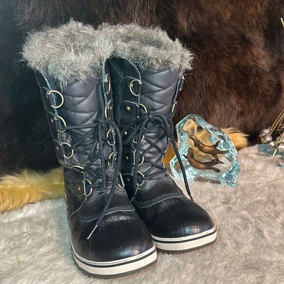 Sorel boots 9 (1400) NWOT - Picture 1 of 9